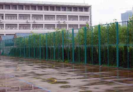 南京篮球场护栏网厂-南京篮球场护栏网-南京律和护栏网厂