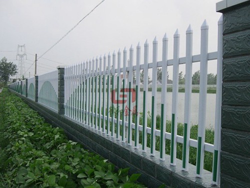 南京PVC围墙护栏-pvc护栏-南京护栏-南京律和护栏网厂