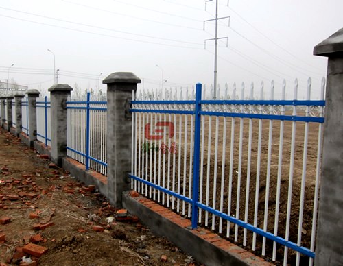 南京三横杆锌钢围栏-南京锌钢护栏-南京护栏-南京律和护栏网厂