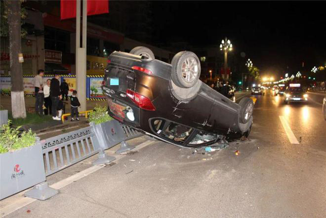 道路护栏