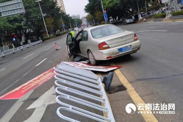 道路护栏
